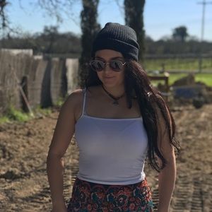 Meet your Posher, Emily